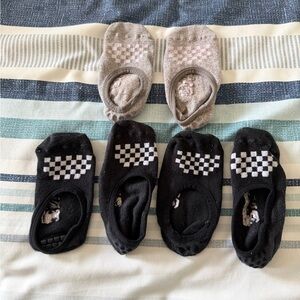 No Show Vans Black and Gray Socks